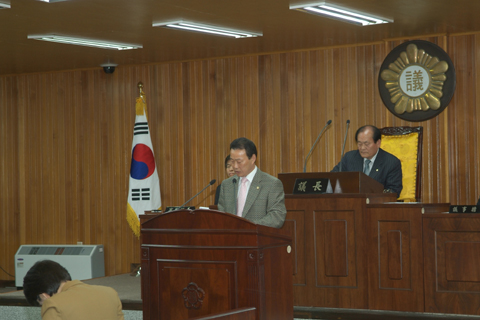 문을주산업건설위원...