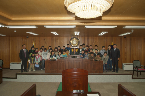 제136회 합천군의회 제2차 정례회 1차 본회의0