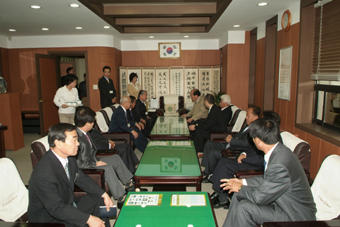 일본 자매결연도시 미토요시 합천방문객 의회방문0