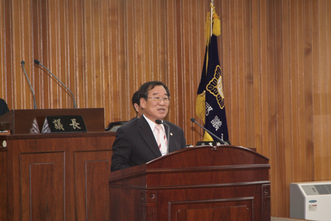 제149회 제1차 정례회 제2차 본회의에서 "고유가시대를 극복할 대안"을 제시하며 3분 자유발언하고 있는 조호연의원0