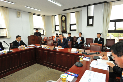 4월 첫째 주 의원정례간담회 개최0