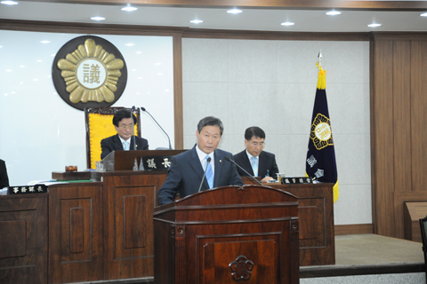 허홍구의원 6대 전반기 복지행정위원장으로 선출0