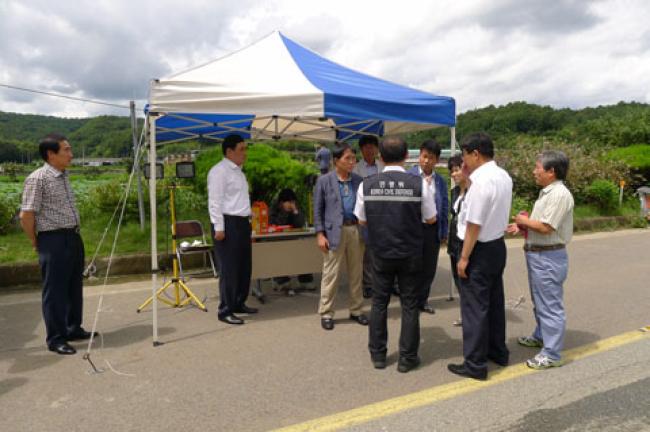 동부지역 구제역 차단방역초소 방문0