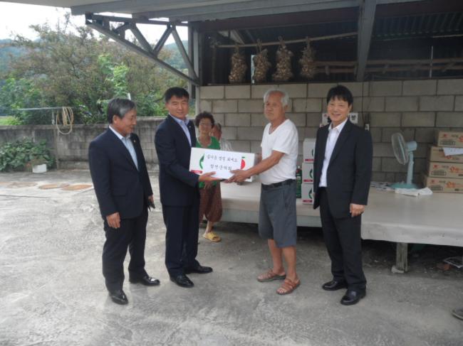 추석을 맞아 지역구 격려방문(율곡, 적중, 청덕)0