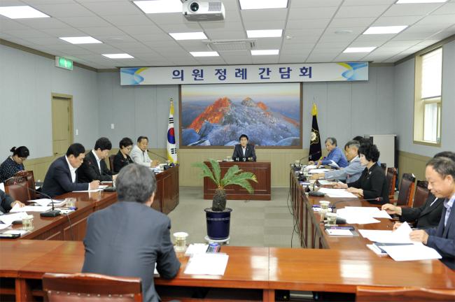 6월 두 번째 의원정례간담회 0