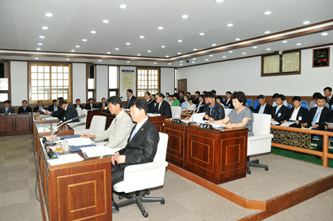 제173회 합천군의회 임시회 제1차 본회의0