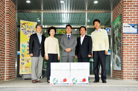 삼가노인전문병원 추석명절 방문위로0