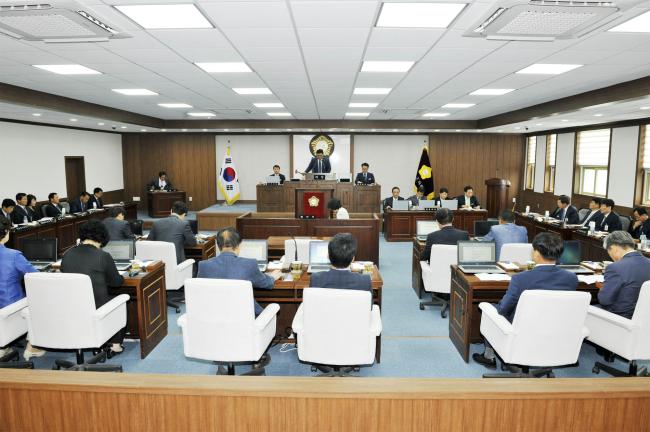 제219회 제1차 정례회 제1차 본회의1