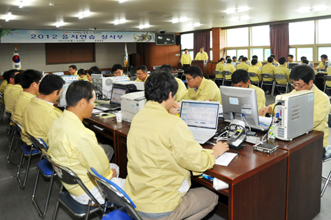 2012 을지비상훈련 상황실 격려방문0