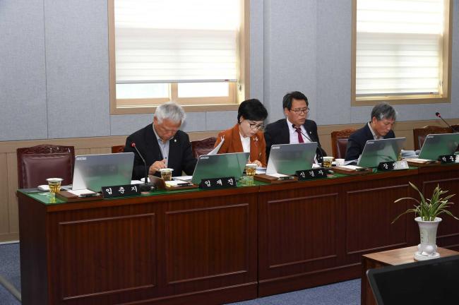 3월 첫번째 의원정례간담회1