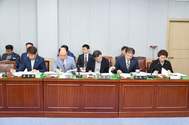 11월 첫번째 의원정례간담회1