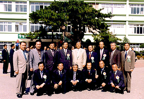 장수군 군민의날 행사 참석(2002년 10월 8일)0