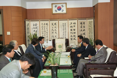 경상남도 권정호 교육감 합천군의회 방문0