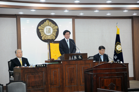박우근의원 제6대 전반기 의장 당선
