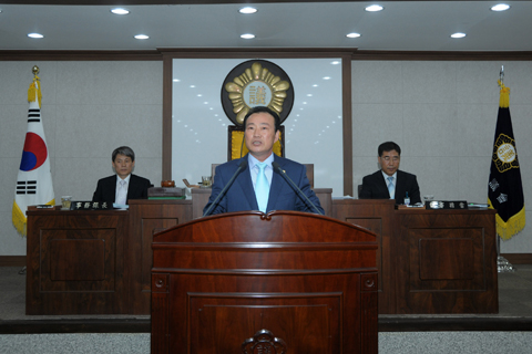 문을주의원 군정질문