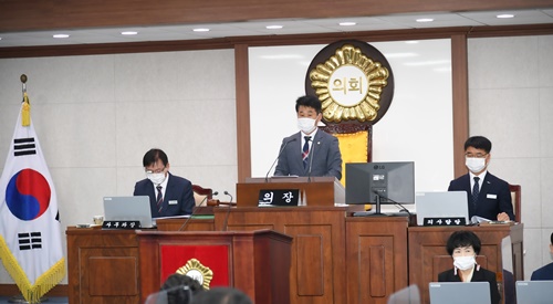 합천군의회 제249회 임시회 개회0